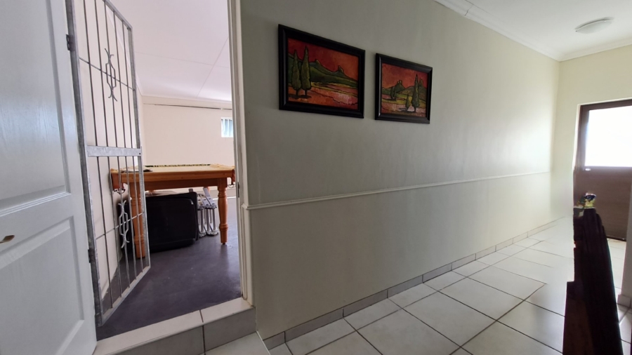3 Bedroom Property for Sale in Dana Bay Western Cape